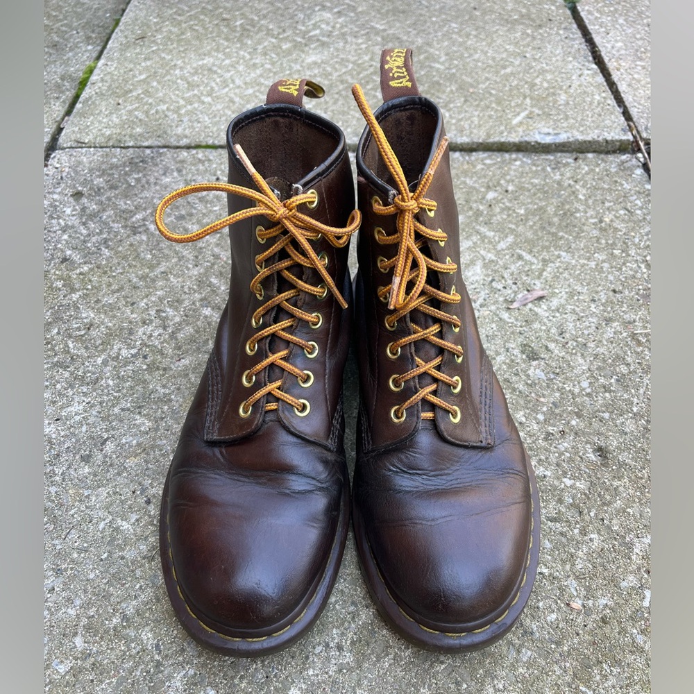 dr. martens 1460 crazy horse boots